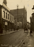 106656 Veestraat, gezien vanaf de hoogte van de 'Smalle Haven' in de richting 'Markt', 1915 - 1925