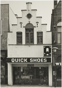 106791 Veestraat 9. Schoenwinkel Quick Shoes, 1969 - 1979