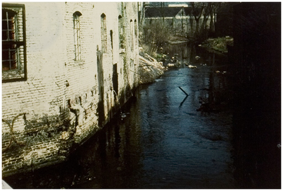 107103 Watermolenwal. Rivier de Aa bij de oude watermolen van Nelis, 1962