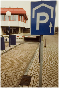 107169 Watermolenwal 14. City-Sporthal. Parkeergarage, 03-1983