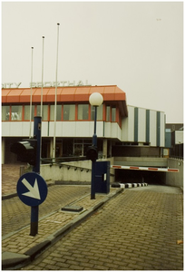 107170 Watermolenwal 14. City-Sporthal. Parkeergarage, 03-1983