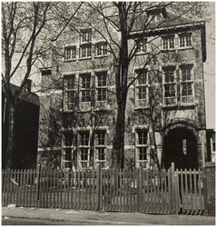 107202 Weg op den Heuvel 40. Henricusschool, 1930 - 1940