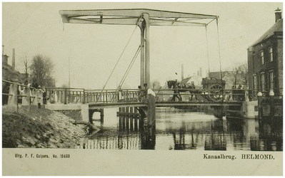 108294 Veestraatbrug. Gezien in noordelijke richting. Rechts de Veestraat, 1900 - 1910