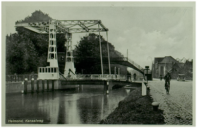 108335 Veestraatbrug. Veestraatbrug en Voetbrug, gezien vanaf de Kanaaldijk Noord - West. In zuidelijke richting, 1925 - 1935