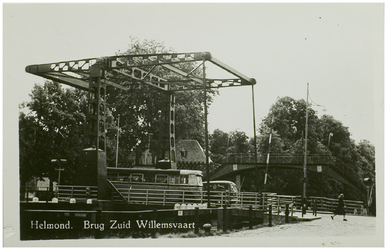 108344 Veestraatbrug. De Veestraatbrug gezien vanaf de Kanaaldijk Noord - West in de richting Kasteellaan, 1945 - 1955