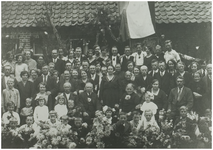 115273 50-jarig huwelijksfeest van Henricus van Rijt en Petronella van Hout, 08-08-1923