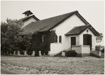 119596 Ommel. De Noodkerk van Ommel, die geruime tijd dienst deed ter vervanging van de door oorlogsgeweld vernielde ...