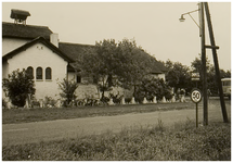 119598 Noodkerk, die geruime tijd als zodanig in gebruik is geweest, nadat de Parochiekerk door oorlogsgeweld werd ...