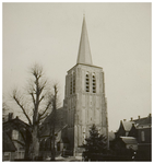 119605 Bakel St. Williborduskerk. Aan de voorzijde gezien rechts het v.m. bejaardentehuis aan de Dorpstraat ( ...