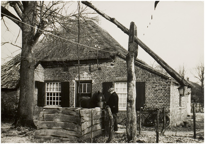 119627 Deurne. Een beeld uit de Kouwenhoek, dat ook in Deurne slechts weinigen zullen kennen. In deze oude hoeve woonde ...