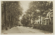 120496 Kromme Steenweg. Gezien in de richting Mierloseweg. Naast het pand rechts loopt nu de Kasteel-Traverse, ca. 1915