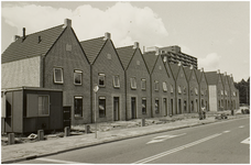 120527 Zuidende. Gezien vanaf de Molenstraat in de richting Kluisstraat, 10-07-1985