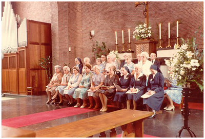 45096 Senioren kerkkoor St Jozefkerk, Budel-Dorplein: 8. Marie Avontuur, 1982