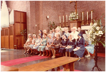 45096 Senioren kerkkoor St Jozefkerk, Budel-Dorplein: 8. Marie Avontuur, 1982