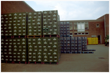45361 Brouwerij de Hoop, Nieuwstraat 9, Budel: opslag kratten Budels Bier, 2000