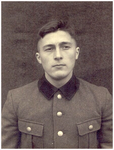45466 Johann Frigge: militair in uniform. Geboren 16-05-1921 te Sogtrop (Duitsland) portret gesneuvelde op 15-9-1944, ...