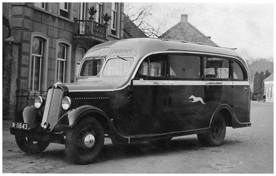 45547 Bus voor lijndienst Budel-Eindhoven van Autobusdienst F. van Asten, Budel, 1939