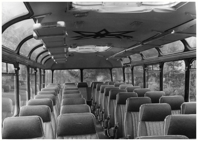 45566 Interieur nieuwe Leylandbus van Autobusdienst F. van Asten, Budel, 1950