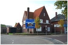 45792 Bouwplan tussen de twee torens, Budel: Woonhuis Harrie Verweijen hoek Dr. Anton Mathijsenstraat, Deken van ...
