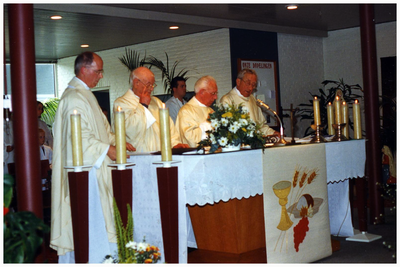 46268 Priesterjubileum: ter gelegenheid 60 jarig priesterjubileum van pastoor Thijssen in de parochie van De Goede ...