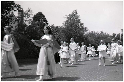 46310 De bruidjes, 1963 - 1965