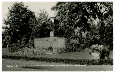 46386 Dr. Ant. Mathijsen Monument : uitvinder van het gipsverband, Budel, z.j.
