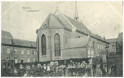46452 Liefdesgesticht Budel: Kapel gezien vanaf de Gastelseweg, 1930