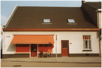 47019 Schoenwinkel Mansvelt (schoenmakers), Budel, 1985