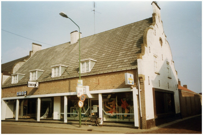 47058 Kledingwinkel, Budel, 1985