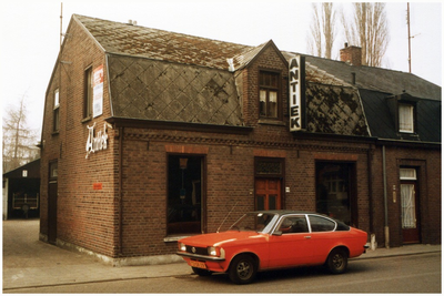 47077 Antiekwinkel, voorheen klokkenmaker, Budel, 1985