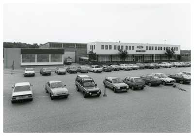 47360 Constructie containerbedrijf Kiggen, Maarheeze, later overgenomen door Geesink BV, 1986-1987