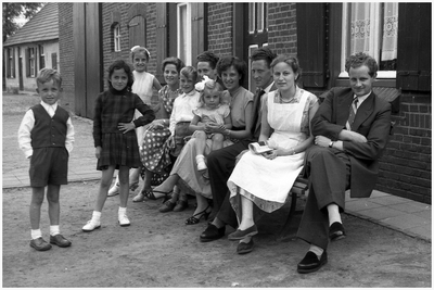 47919 Familie Martens-Meijer, Budel, jaren 50