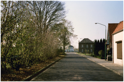 48536 Zicht op Brouwershuis, gezien vanuit de Parallelweg, Budel-Schoot. Gebouw in 1879/1880