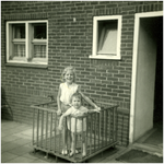 48609 Kinderen Neeskens, circa 1963