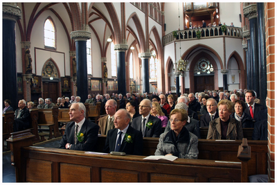48823 Inzegening nieuw orgel Kerk O.L.V. Visitatie in Budel, met orgelcomite., 6-11-2011