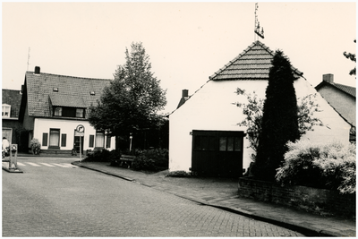 50174 Woonhuis Dorpsstraat 12 en 15, Budel, ca 1960-1970