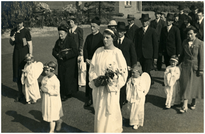 50269 Eerste Heilige Mis van Pater Sjef Compen, Budel (Pater van de Heilige Geest), ca 1938