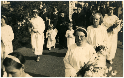 50274 Eerste Heilige Mis van Pater Sjef Compen, Budel (Pater van de Heilige Geest), ca 1938