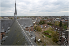 50403 Luchtfoto, genomen vanuit kerktoren R.K.Kerk O.L.V. Visitatie Budel, 10-04-2019