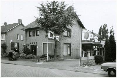 50995 Woonhuis en benzinestation, Budel, 1983-1987