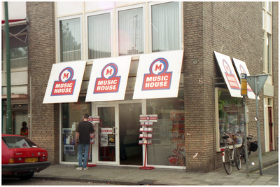 51085 Music House, voor LP en CD, fam. Hensen, Budel, 1995-2002