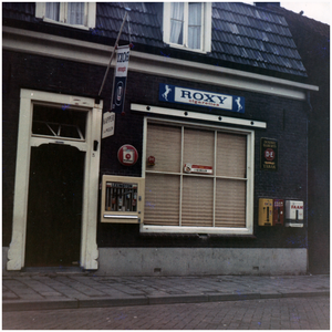 51435 Kapperszaak van der Wielen, Budel, circa 1960