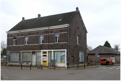51844 Afbraak Kleuterschool en Agnita groentewinkel, Budel-Schoot, circa 2020
