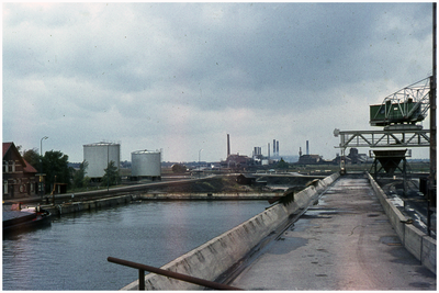 52223 Zinkfabriek met de haven, Budel-Dorplein, circa 1960