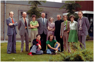 52249 Teamfoto St. Jozefschool/Kleine wereld, Budel, 1973-1974