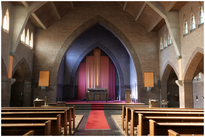 52384 Interieur kerk O.L.V Visitatie en H.Antonius van Padua, Budel-Schoot, 2023