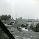 52444 Uitzicht op schuur en Gastelseweg vanuit woonhuis van der Wielen, Budel, ca 1960