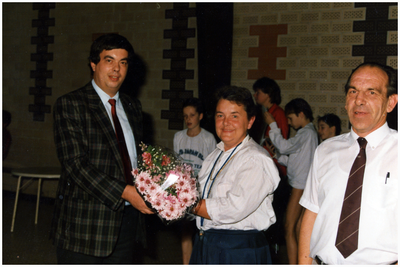 52462 Zwemclub Budel met voorzitter Mon Pieters, Budel, 1990-1995