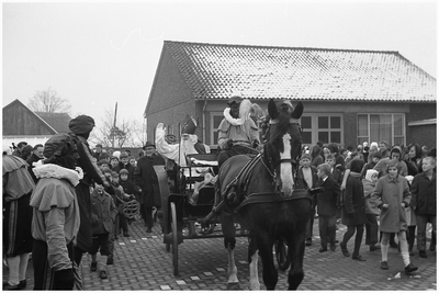 52522 Sint Nicolaas intocht, Maarheeze , 1969