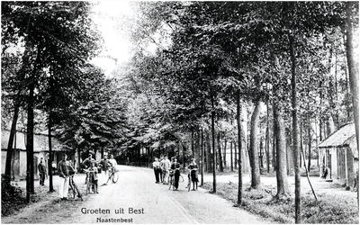 23393 Oirschotseweg, gezien in oostelijke richting vanaf het huidige Kruispark, ca. 1914